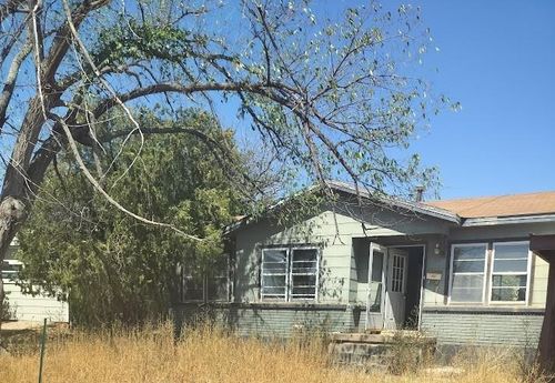 25 Adair Dr, Tulia, TX, 79088-1401 | Card Image
