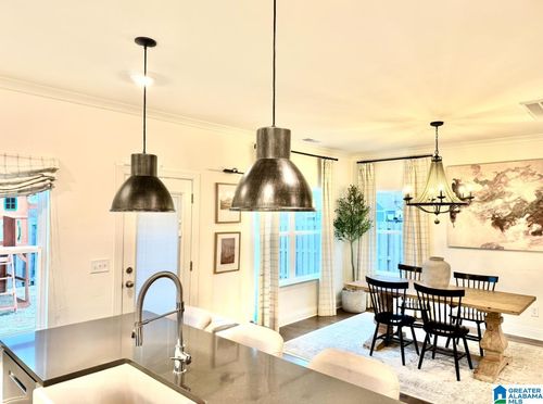 1041 Camellia Ridge Dr, PELHAM, AL, 35124-1673 | Card Image