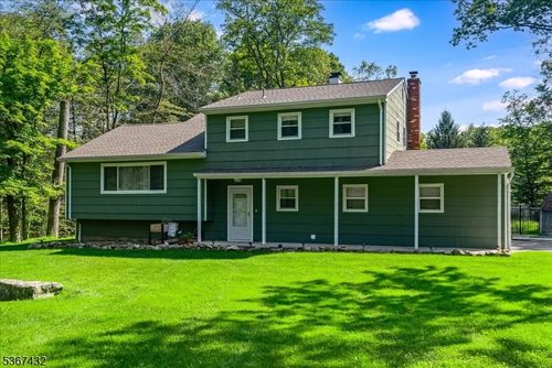 47 Fawnridge Dr, Long Valley, NJ, 07853-3242 | Card Image