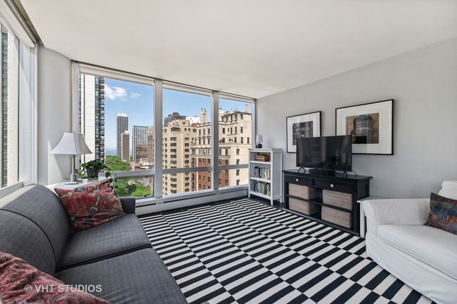 UNIT-14C - 1300 N Astor St, Home with 1 bedrooms, 1 bathrooms and null parking in CHICAGO IL | Image 6