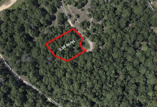 32 White Oak Ct, Bastrop, TX, 78602 | Card Image