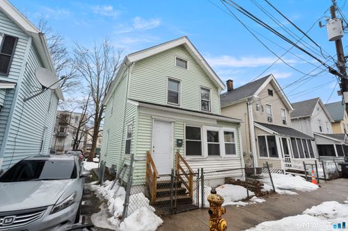 39 Arthur St, New Haven, CT, 06519-2415 | Card Image