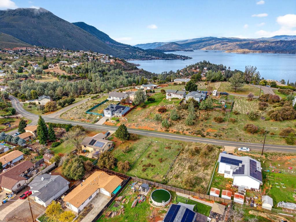 Land in Kelseyville
