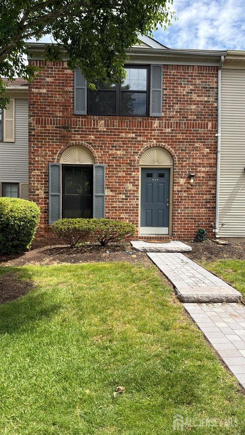 246 Hampshire Ct, Piscataway, NJ, 08854-6220 | Card Image