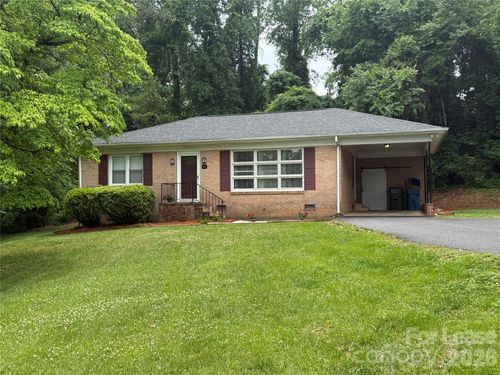 634 23rd Ave Ne, Hickory, NC, 28601-1571 | Card Image