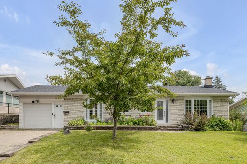 7020 Av Du Verdon, Québec, QC, G1H5Y7 | Card Image