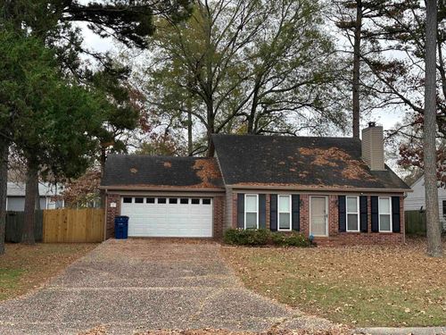 9 Oak Forest Dr, Maumelle, AR, 72113-6822 | Card Image