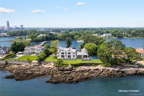 104 Premium Point Rd, New Rochelle, NY, 10801-5047 | Card Image