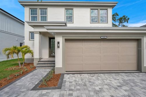 2369 Bahia Vista St, SARASOTA, FL, 34239-2415 | Card Image