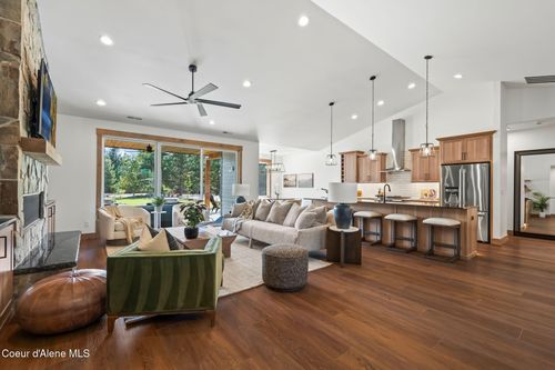 43 Osprey Ln, Sandpoint, ID, 83864 | Card Image