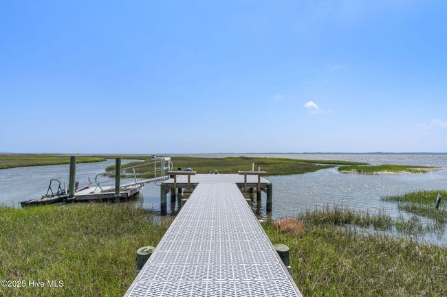 316 Bettie Path Rd, House other with 2 bedrooms, 2 bathrooms and null parking in Beaufort NC | Image 10