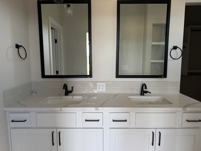 Full bath with double vanity | Image 11