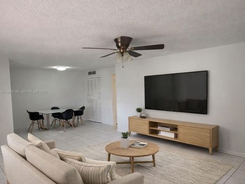 apt-210-4731 Nw 10th Ct, Plantation, FL, 33313-6569 | Card Image