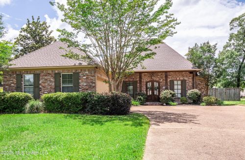 10 Audubon Pl, Natchez, MS, 39120-3900 | Card Image