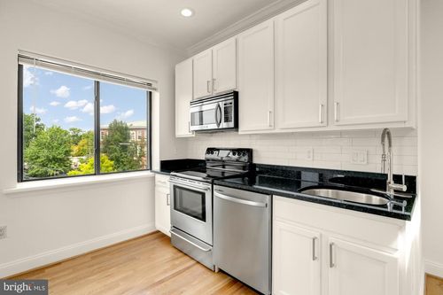 301-5754 Colorado Ave Nw, WASHINGTON, DC, 20011-7824 | Card Image