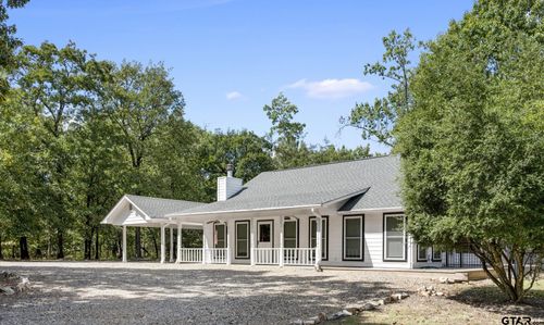 433 Knollwood Ln, Holly Lake Ranch, TX, 75765-7738 | Card Image