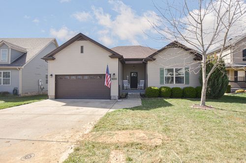 3746 Crisscross Ct, Clarksville, TN, 37040-1402 | Card Image