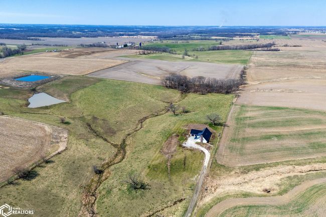 27501 Highway 149, House other with 3 bedrooms, 2 bathrooms and null parking in Sigourney IA | Image 32