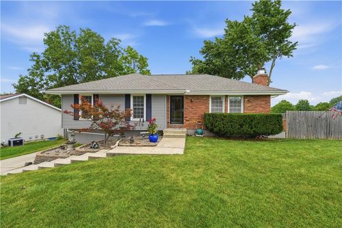 7928 N Euclid Ave, Kansas City, MO, 64118-1500 | Card Image
