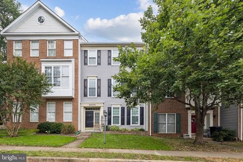 46738 Oakmere Ter, STERLING, VA, 20165-7552 | Card Image