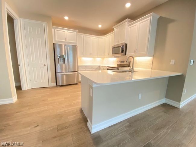 1023 Enbrook Loop, House attached with 2 bedrooms, 2 bathrooms and null parking in NAPLES FL | Image 5