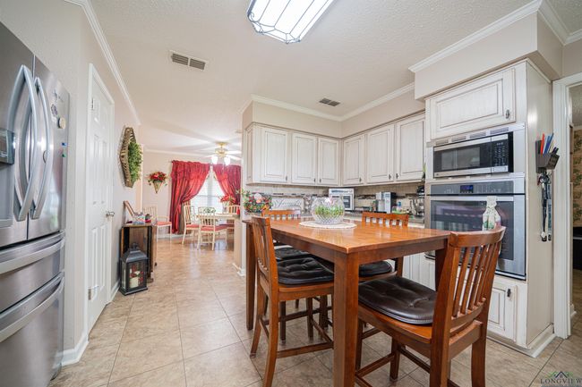 204 Rusty Ln, House other with 3 bedrooms, 2 bathrooms and null parking in Gladewater TX | Image 10