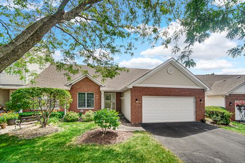 2718 Lake Side Cir, Joliet, IL, 60431-8810 | Card Image