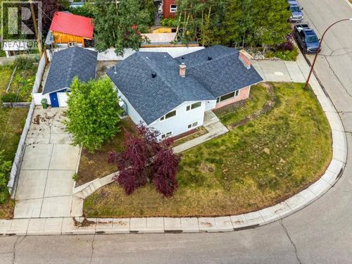 30 Takhini Ave, Whitehorse, YT, Y1A3N6 | Card Image