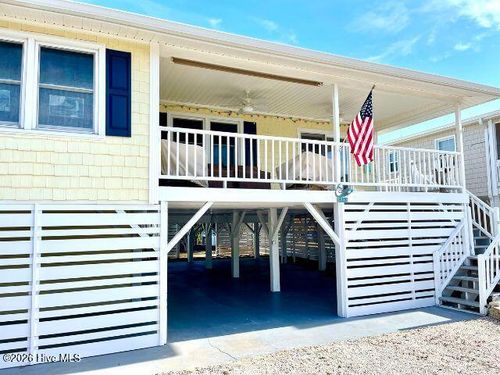 413 37th St, Sunset Beach, NC, 28468-4121 | Card Image