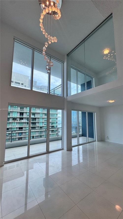 4612-60 Sw 13th St, Miami, FL, 33130-4366 | Card Image