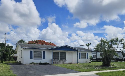 5531 S 37th Street, Greenacres, FL, 33463 | Card Image