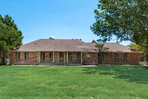 10470 Live Oak Dr, Forney, TX, 75126-6642 | Card Image