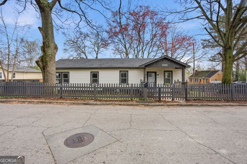1050 Edie Ave Se, Atlanta, GA, 30312-3717 | Card Image