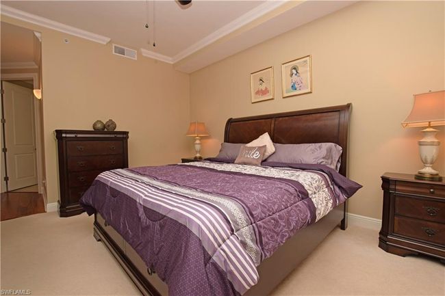 Master Bedroom | Image 9