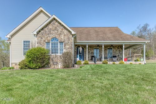 18348 Buffalo Pond Rd, Bristol, VA, 24202-3226 | Card Image