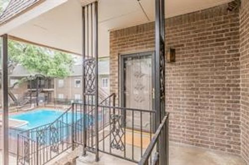 210-4436 Harlanwood Dr, Fort Worth, TX, 76109-1907 | Card Image