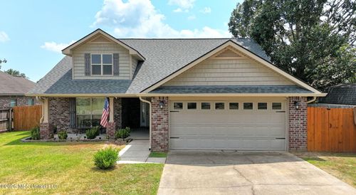 17288 Meadowbrook Ln, Gulfport, MS, 39503-5378 | Card Image