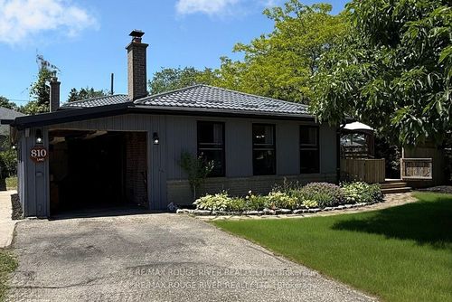 810 Zator Ave, Pickering, ON, L1W1X9 | Card Image