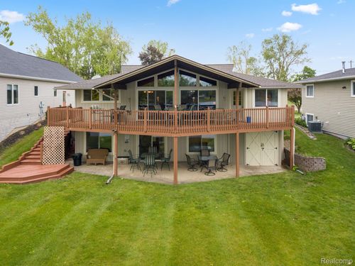 13953 Grandpoint Dr, Cement City, MI, 49233-9648 | Card Image