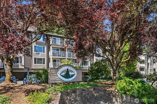 d203-206 Mt Park Blvd Sw, Issaquah, WA, 98027-3688 | Card Image