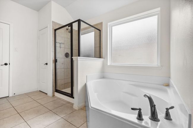20423 Barrel Run Dr, House other with 3 bedrooms, 2 bathrooms and 2 parking in Hockley TX | Image 19