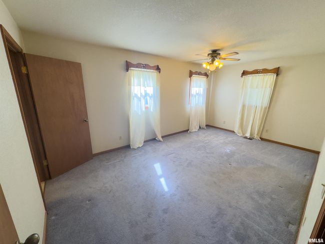 27232 215 Th St, Home with 5 bedrooms, 4 bathrooms and null parking in Canton MO | Image 64