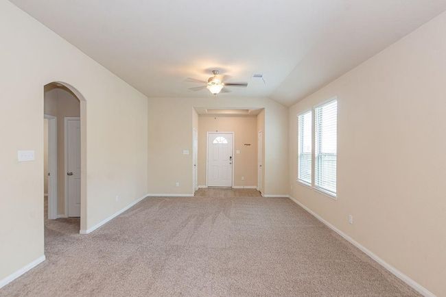 14657 E Pine Heart Dr, House other with 3 bedrooms, 2 bathrooms and 2 parking in Conroe TX | Image 7