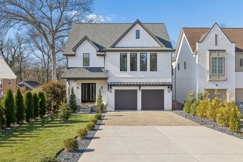 3727 Estes Rd, Nashville, TN, 37215-1728 | Card Image