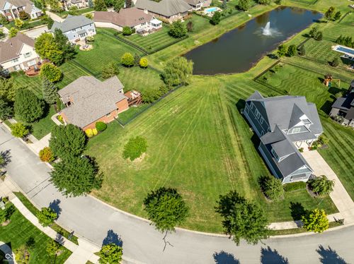 14334 Hearthwood Dr, Fishers, IN, 46040-0029 | Card Image