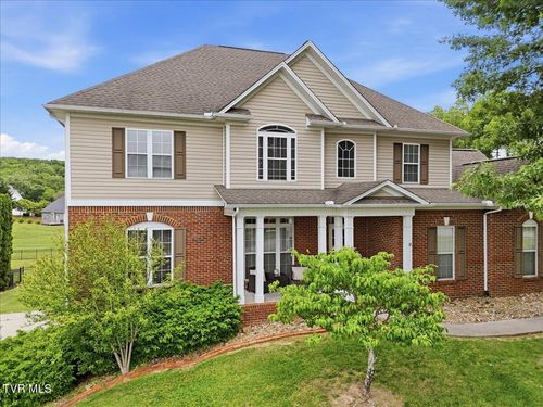 924 Saddle Ridge Ln, Morristown, TN, 37814-8023 | Card Image