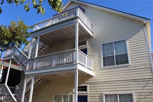 b-109 W 38th St, Austin, TX, 78705-1525 | Card Image