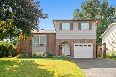 411 Meadowvale Cres, House other with 4 bedrooms, 2 bathrooms and 4 parking in Cornwall ON | Image 1