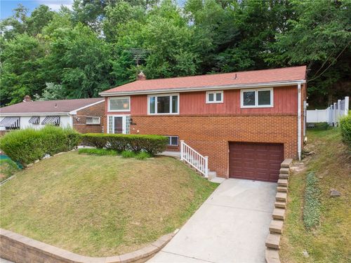 1502 Wesley St, Wilkinsburg, PA, 15221-1853 | Card Image