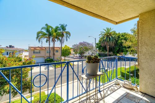 104-1110 W 10th St, San Pedro, CA, 90731-3402 | Card Image